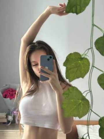 Полина Royal Блондинка